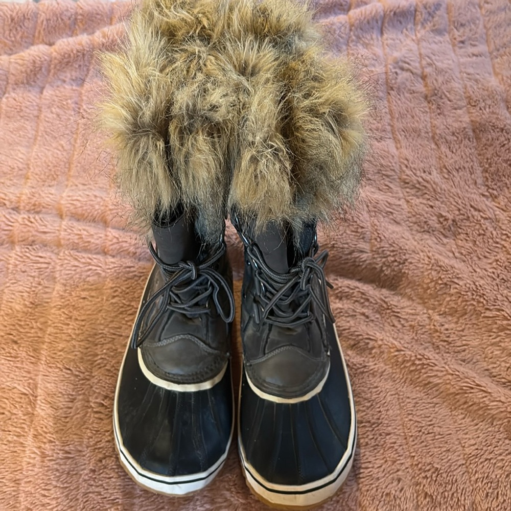 Women's JBU Ella Waterproof Winter Boot; size 11
